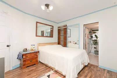 68 Tier Street, Bronx, NY 10464 - Photo 5