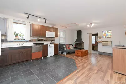68 Tier Street, Bronx, NY 10464 - Photo 15
