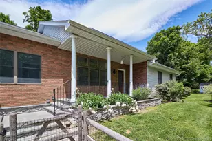 37 Mansion Dr, Hyde Park, NY 12538 - Photo 3