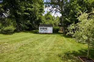 37 Mansion Dr, Hyde Park, NY 12538 - Photo 9