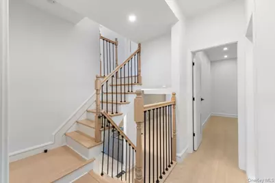 8549 Avon Street, Jamaica, NY 11432 - Photo 17