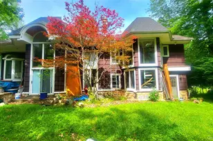 28 Colburn Dr, Poughkeepsie, NY 12603 - Photo 3