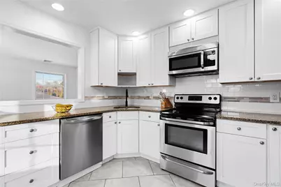 63 Orchard Street, Manorville, NY 11949 - Photo 9