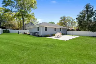 63 Orchard St, Manorville, NY 11949 - Photo 33