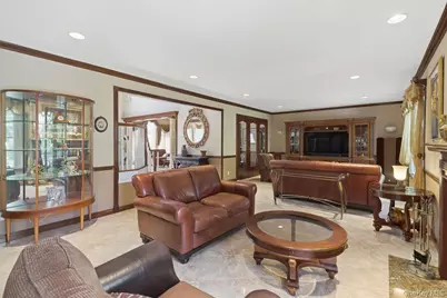 15 Boxwood Lane, Farmingdale, NY 11735 - Photo 15