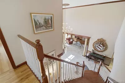 15 Boxwood Lane, Farmingdale, NY 11735 - Photo 9
