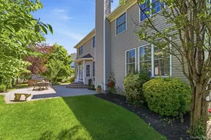 15 Boxwood Ln, Farmingdale, NY 11735 - Photo 39