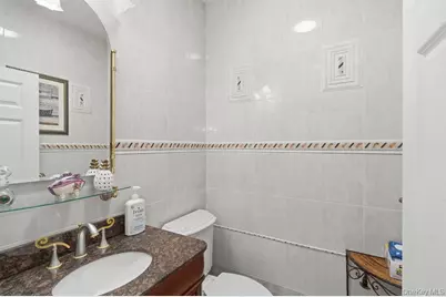 15 Boxwood Lane, Farmingdale, NY 11735 - Photo 29