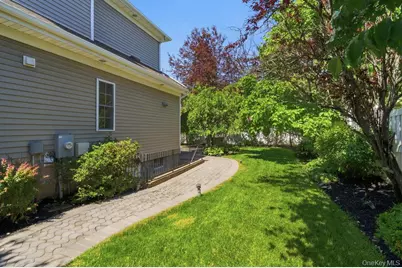 15 Boxwood Lane, Farmingdale, NY 11735 - Photo 43