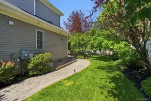 15 Boxwood Ln, Farmingdale, NY 11735 - Photo 43