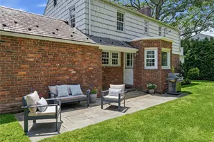 107 Dogwood Ln, Manhasset, NY 11030 - Photo 33