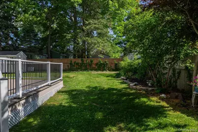 88 Orienta Avenue, Lake Grove, NY 11755 - Photo 25