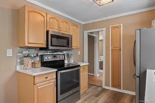 88 Orienta Ave, Lake Grove, NY 11755 - Photo 15