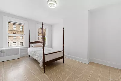 4238 Vireo Avenue, Bronx, NY 10470 - Photo 17