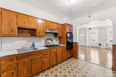 4238 Vireo Avenue, Bronx, NY 10470 - Photo 7
