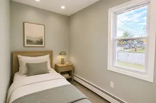 36 Walnut Rd, Inwood, NY 11096 - Photo 9