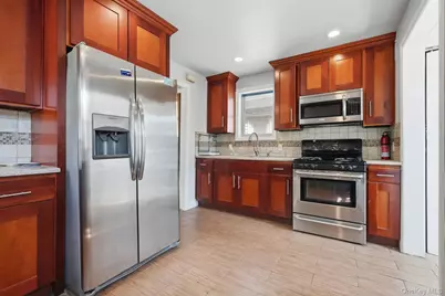 92-51 Winchester Boulevard, Queens Village, NY 11428 - Photo 27