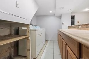 92-51 Winchester Blvd, Queens Village, NY 11428 - Photo 15