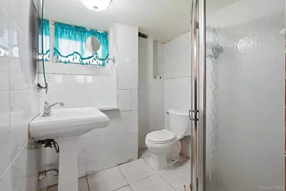 92-51 Winchester Boulevard, Queens Village, NY 11428 - Photo 33