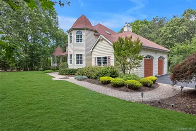 216 Landing Lane, Calverton, NY 11933 - Photo 25