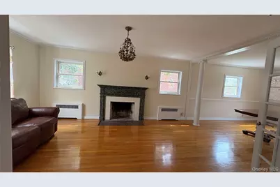 6240 Cromwell Crescent, Rego Park, NY 11374 - Photo 3