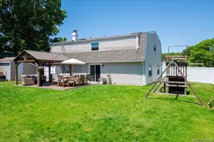 10 Rutgers Rd, Farmingville, NY 11738 - Photo 23