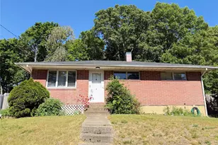 5 Robin Rd, Selden, NY 11784 - Photo 21