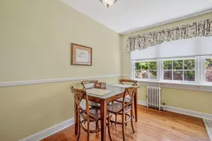 22 Lawrence St, Greenlawn, NY 11740 - Photo 7