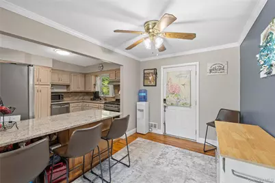 24 Maplewood Boulevard, Suffern, NY 10901 - Photo 7