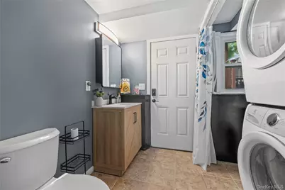 24 Maplewood Boulevard, Suffern, NY 10901 - Photo 21