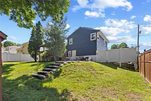24 Maplewood Blvd, Suffern, NY 10901 - Photo 25