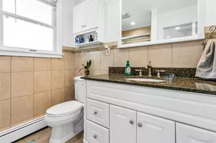 7 Mohawk Dr, Massapequa, NY 11758 - Photo 23