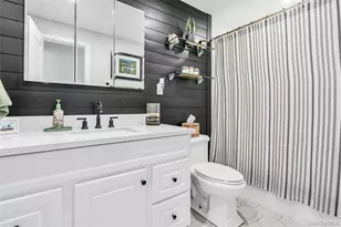 7 Mohawk Dr, Massapequa, NY 11758 - Photo 13