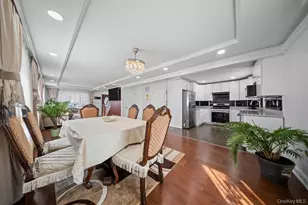 79-31 Langdale St, New Hyde Park, NY 11040 - Photo 7