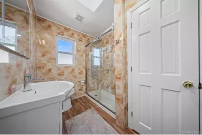 79-31 Langdale Street, New Hyde Park, NY 11040 - Photo 19
