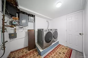 79-31 Langdale St, New Hyde Park, NY 11040 - Photo 23