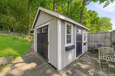 12 Overlook Road N, White Plains, NY 10603 - Photo 35
