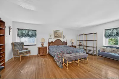 44 Koenig Drive, Oyster Bay, NY 11771 - Photo 17