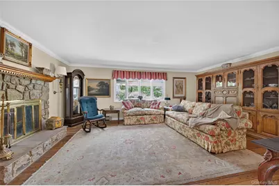 44 Koenig Drive, Oyster Bay, NY 11771 - Photo 11