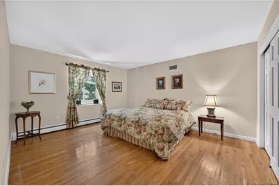 44 Koenig Drive, Oyster Bay, NY 11771 - Photo 19