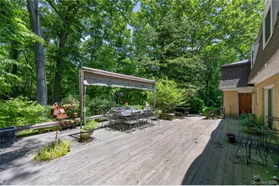 44 Koenig Drive, Oyster Bay, NY 11771 - Photo 23