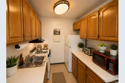 1003 Barclay Manor #10C, Newburgh, NY 12550 - Photo 7