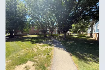 1003 Barclay Manor #10C, Newburgh, NY 12550 - Photo 17