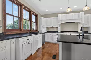 231-233 Celery Ave, New Hampton, NY 10958 - Photo 9