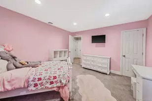 135 Texas St, Lindenhurst, NY 11757 - Photo 17