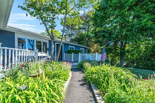 5 Megan Ct, Bellport, NY 11713 - Photo 33