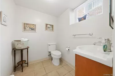 126 Glover Avenue, Yonkers, NY 10704 - Photo 25