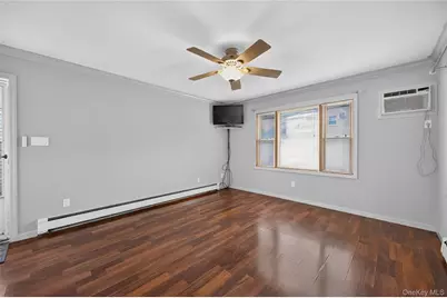 39 Boat Lane, Levittown, NY 11756 - Photo 11