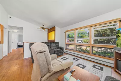 24 Dennis Drive, New Hampton, NY 10958 - Photo 5