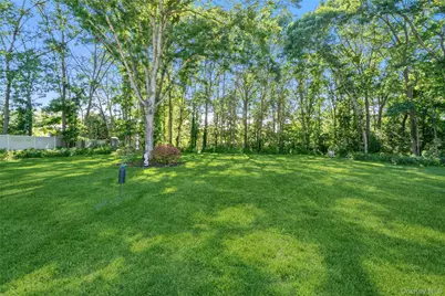 15-17 Park Woods Lane, Kings Park, NY 11754 - Photo 47